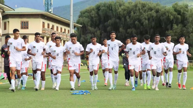 শক্তিশালী চীনের গ্রুপে বাংলাদেশ