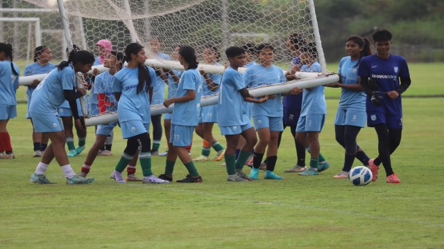 লাওসের মাঠে অনুশীলন শুরু আফঈদা-সাগরিকাদের