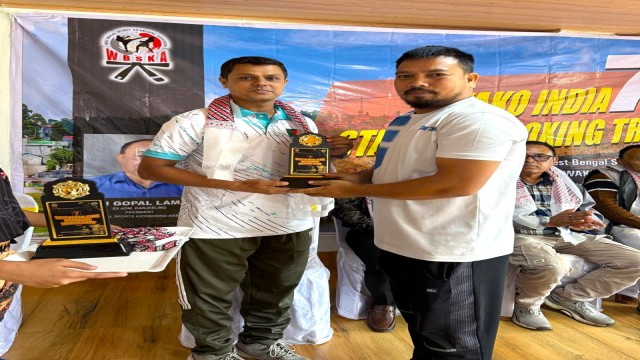 পশ্চিমবঙ্গে কিকবক্সিং কোচ সর্বজিৎ চন্দ্র